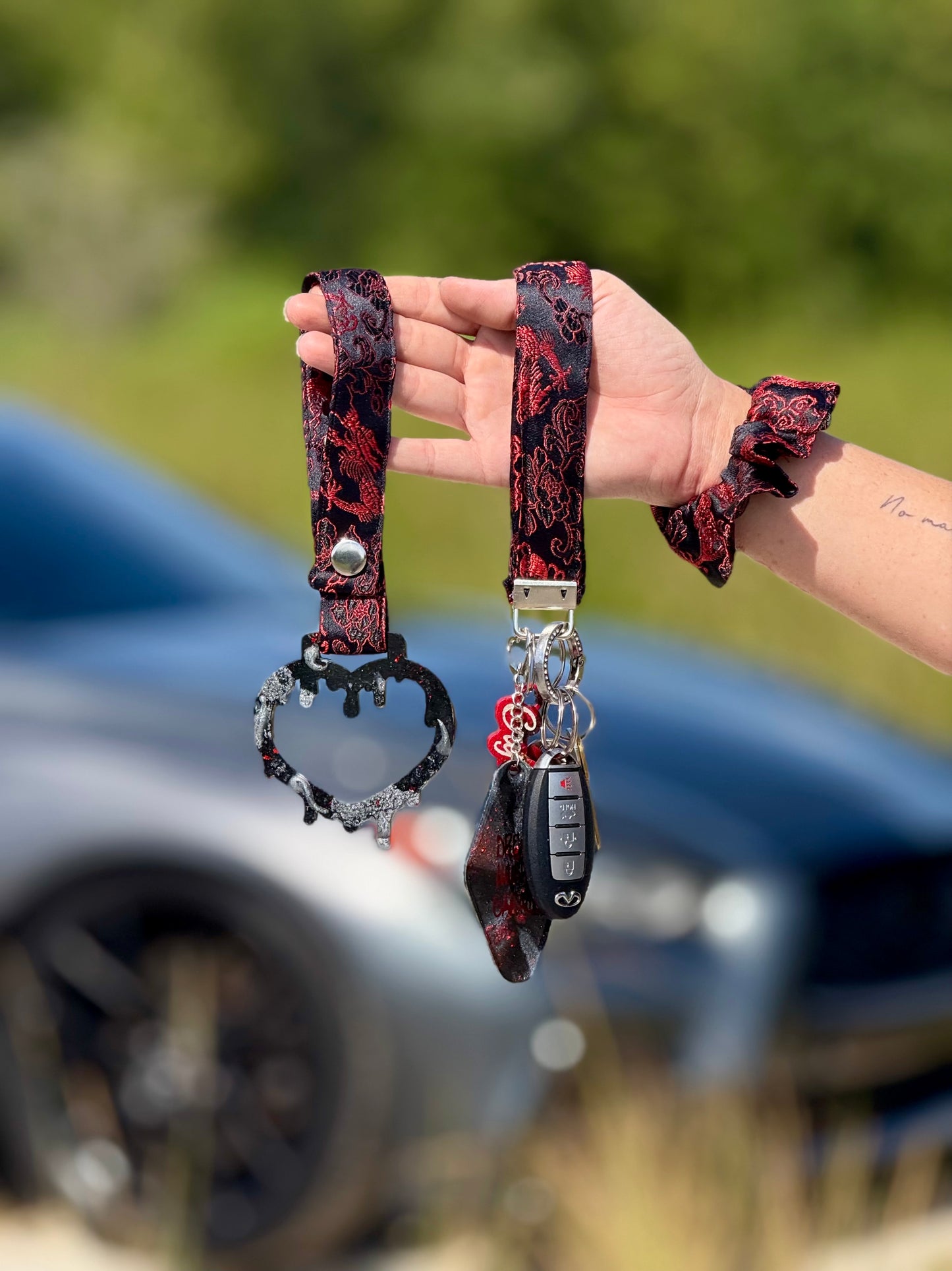 Custom Drippy Heart Tsurikawa